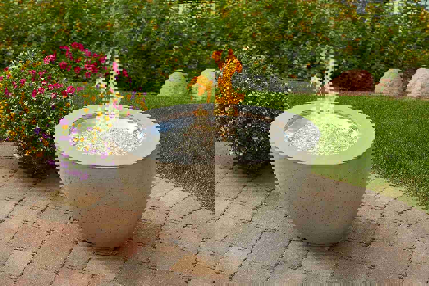 Outdoor Greatroom CV-20 Cove 29 Round Concrete Gas Fire Pit Table