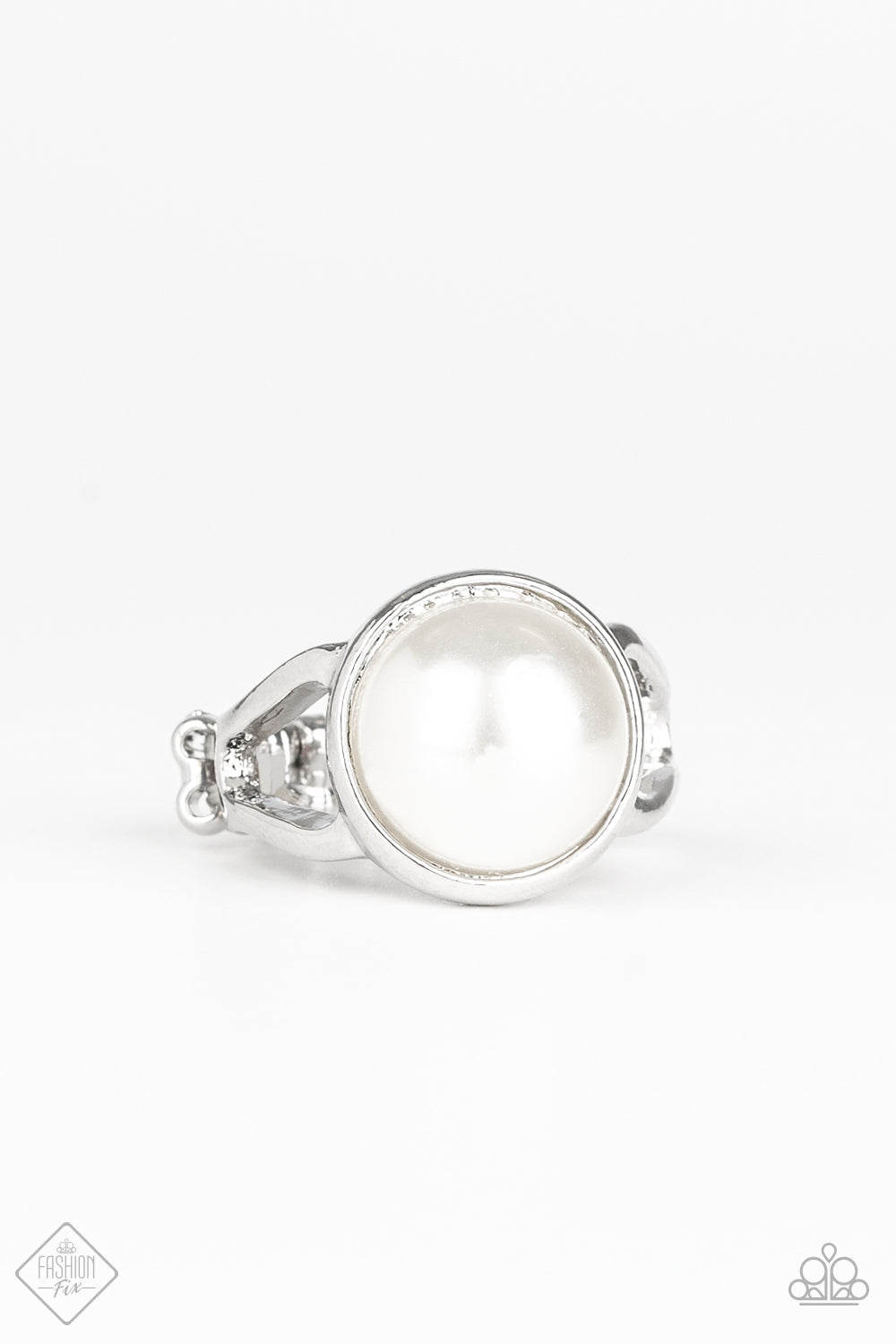 Paparazzi Pearl Powerhouse - White - Ring - Trend Blend Fashion Fix Exclusive