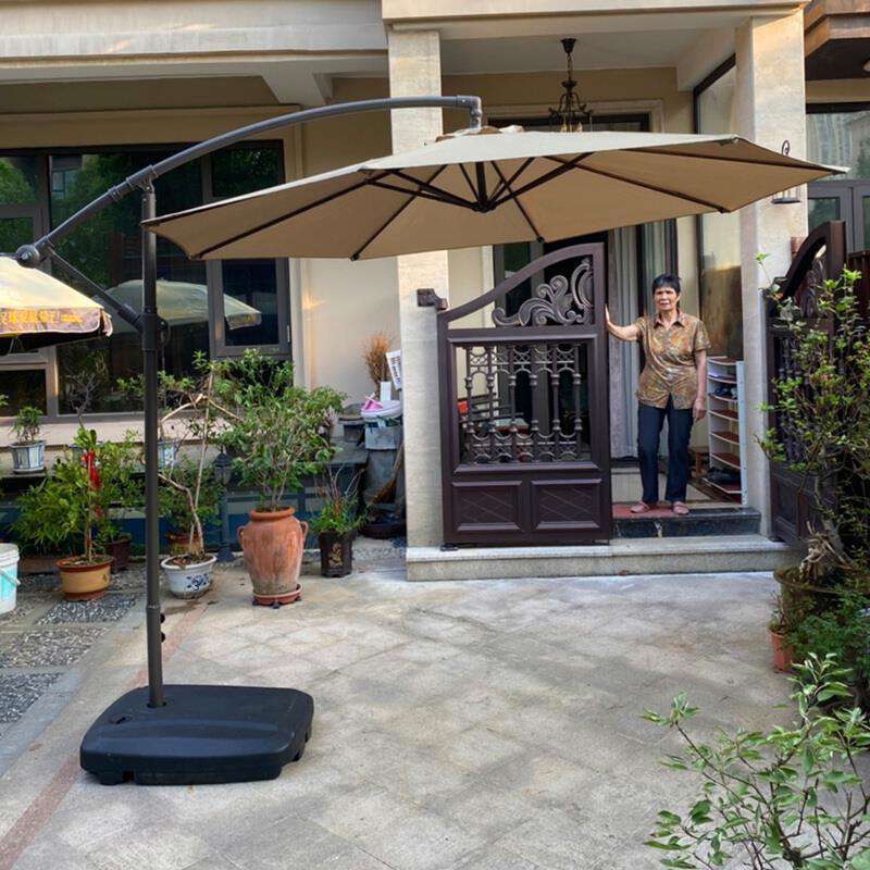 Large Sunshade Umbrella for Outdoor Activities, Beach, and Advertising