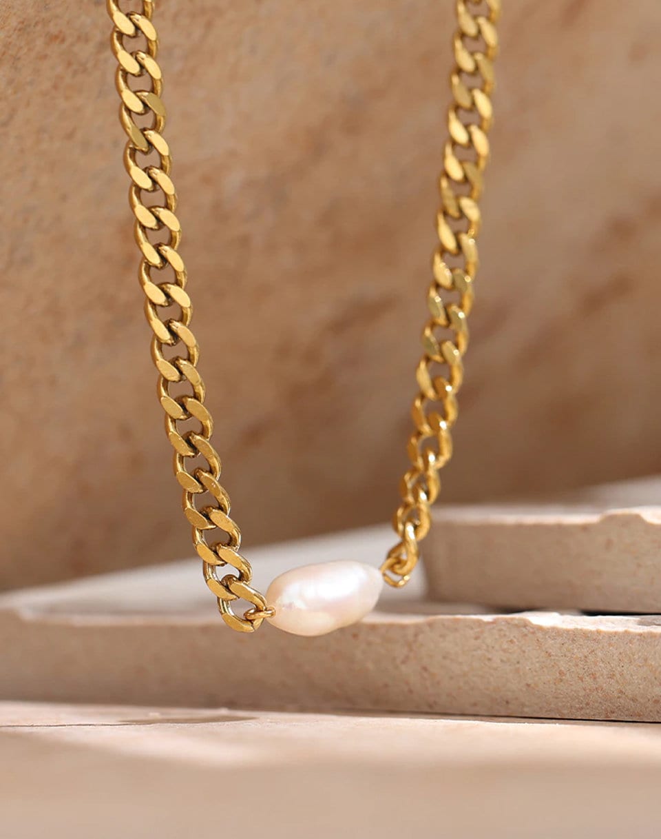 Greta Pearl Necklace - 18K Gold PVD Chain with Natural Pearl