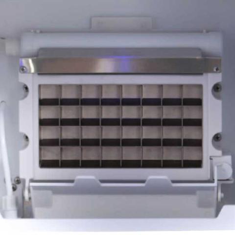 Blaze 50LB. 15” Outdoor Ice Maker BLZ-ICEMKR-50GR