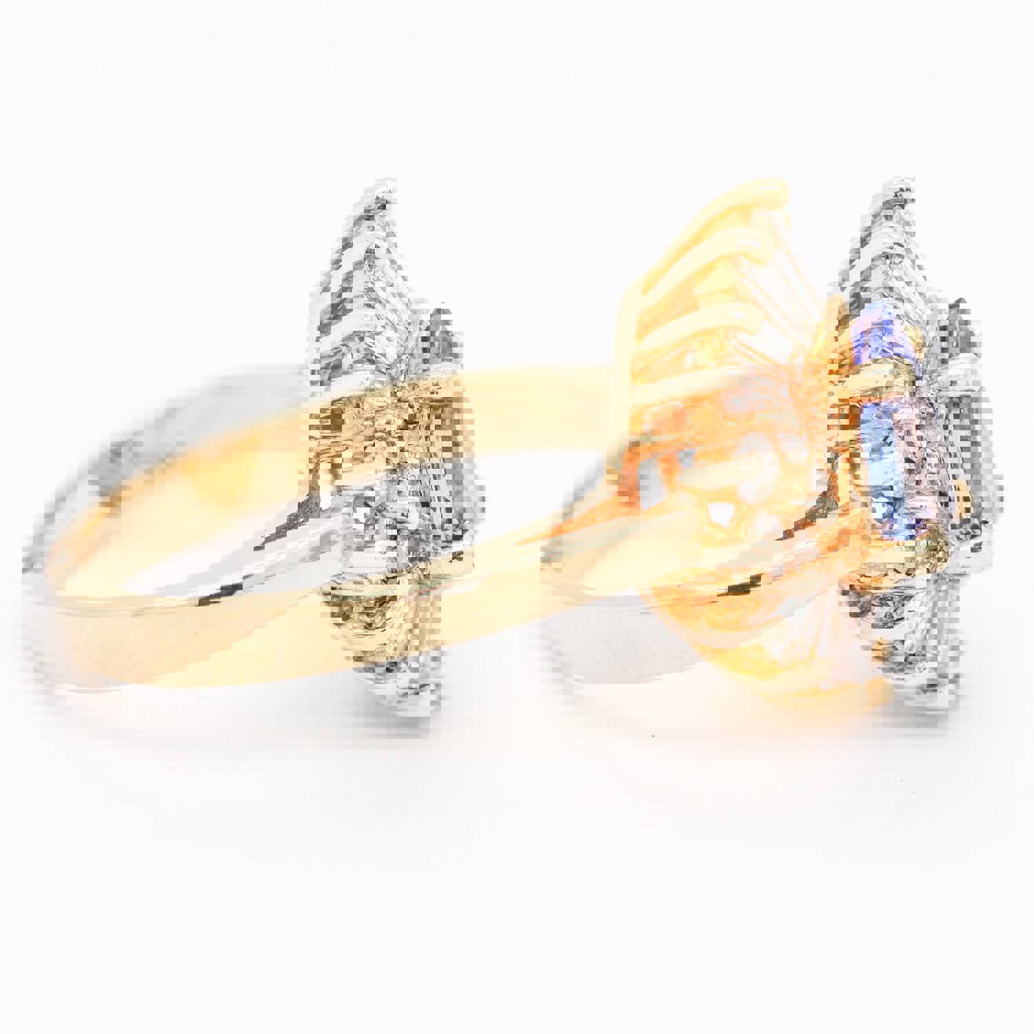 14KY .75 CT Tanzanite and Diamond Ring 1.05 CTTW