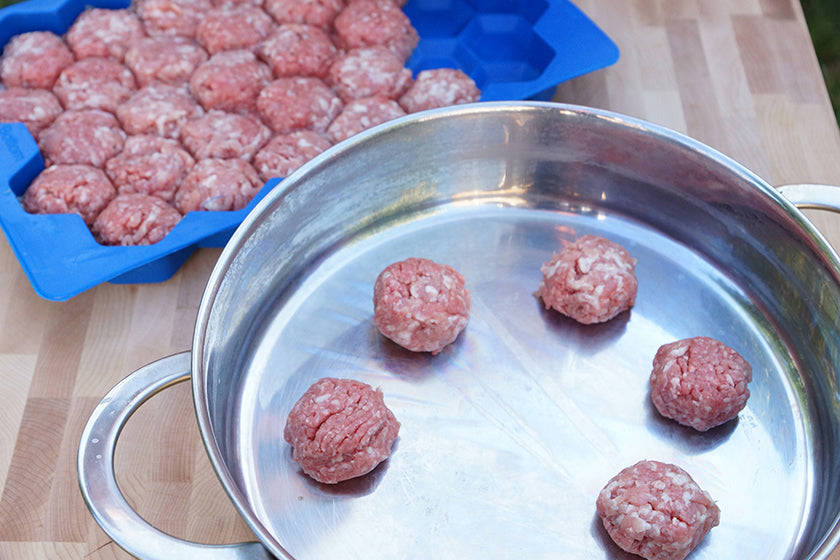Meatball Master® Innovative Meatball Maker and Freezer Container