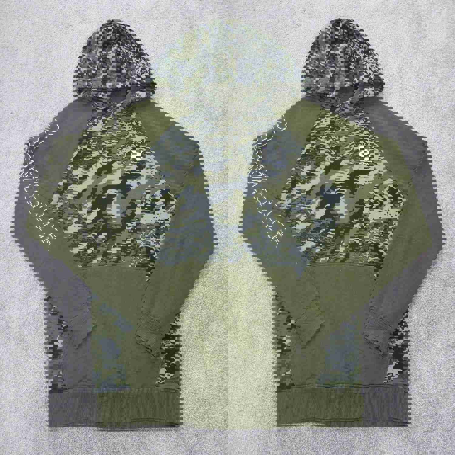 Under Armour Men's Pullover Hoodie - Loose Fit, Logo Camouflage Green, Size Small