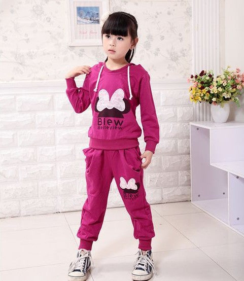 2-Piece Cartoon Girl Hoodie and Pants Set for Kids (3-6 Years)