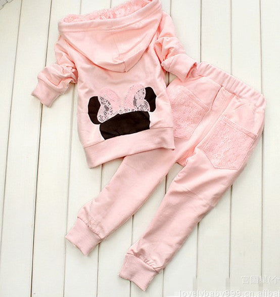 2-Piece Cartoon Girl Hoodie and Pants Set for Kids (3-6 Years)