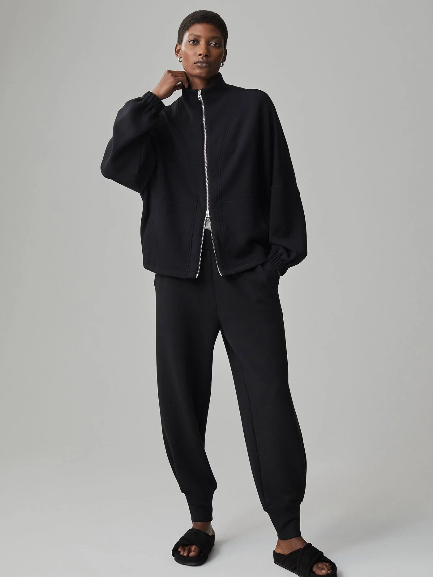 Ashbury Zip-Through Sweat in Black - Oversized Contemporary Sweatshirt