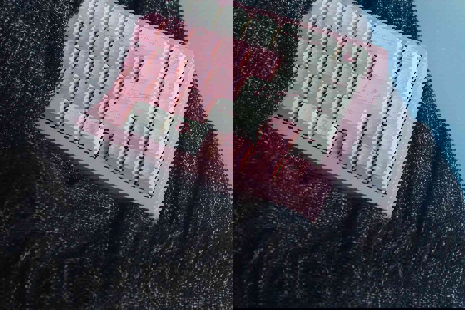 Jris65 PCB Gasket Mount Keyboard Kit - Pink