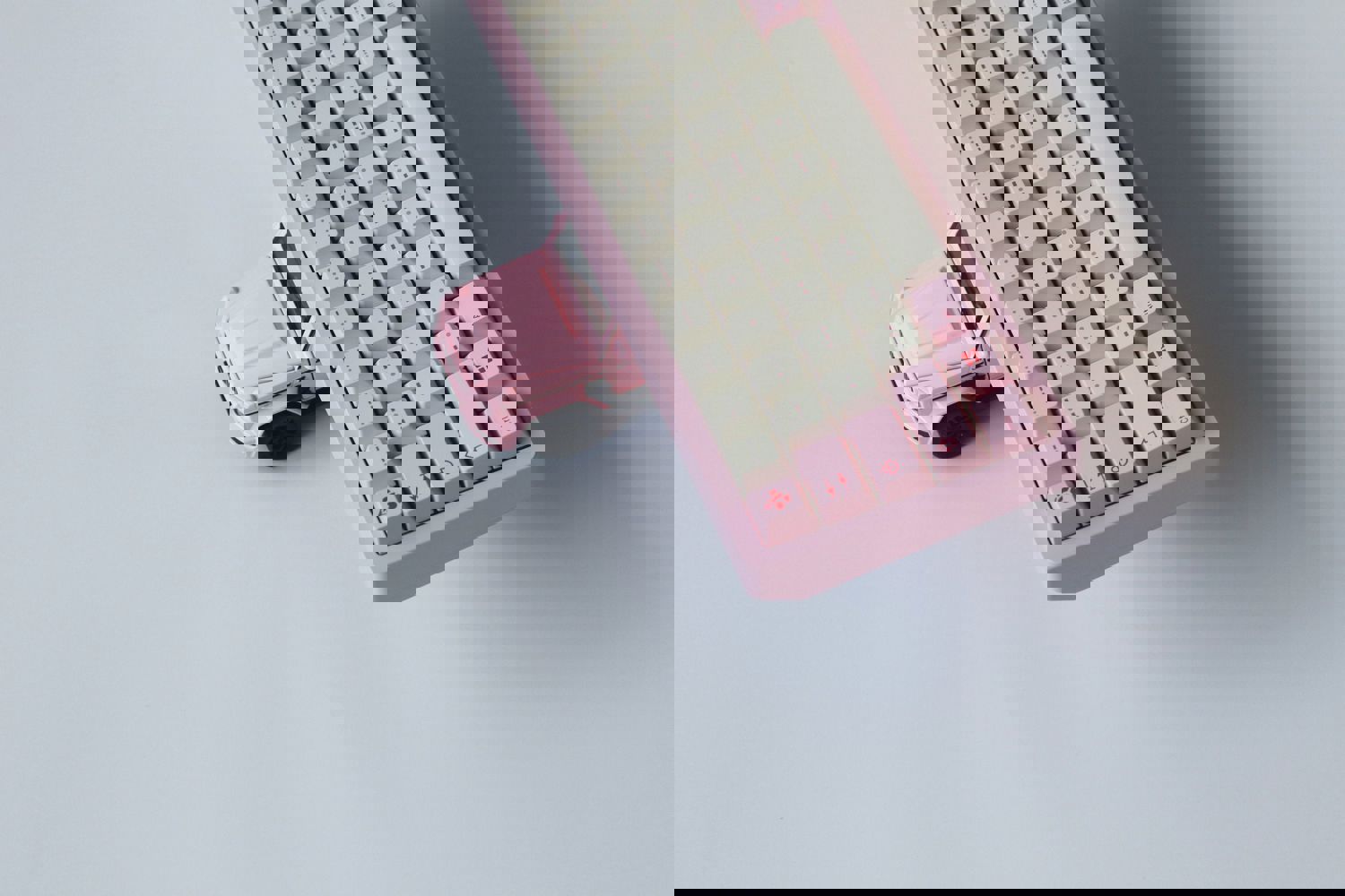 Jris65 PCB Gasket Mount Keyboard Kit - Pink