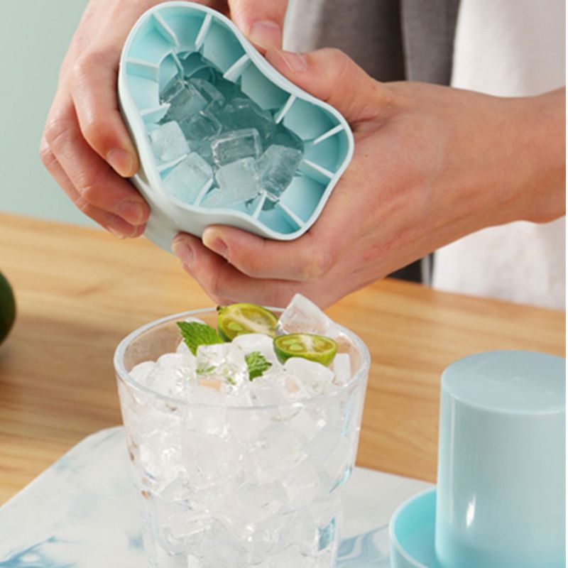 3D Ice Cubes Maker for Cool Drinks