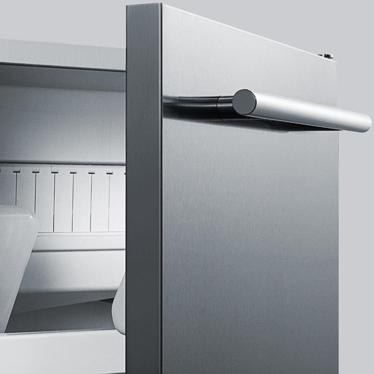 Summit Commercial 62 Lb. 15-Inch Outdoor Rated Clear Ice Maker With Drain Pump - Stainless Steel