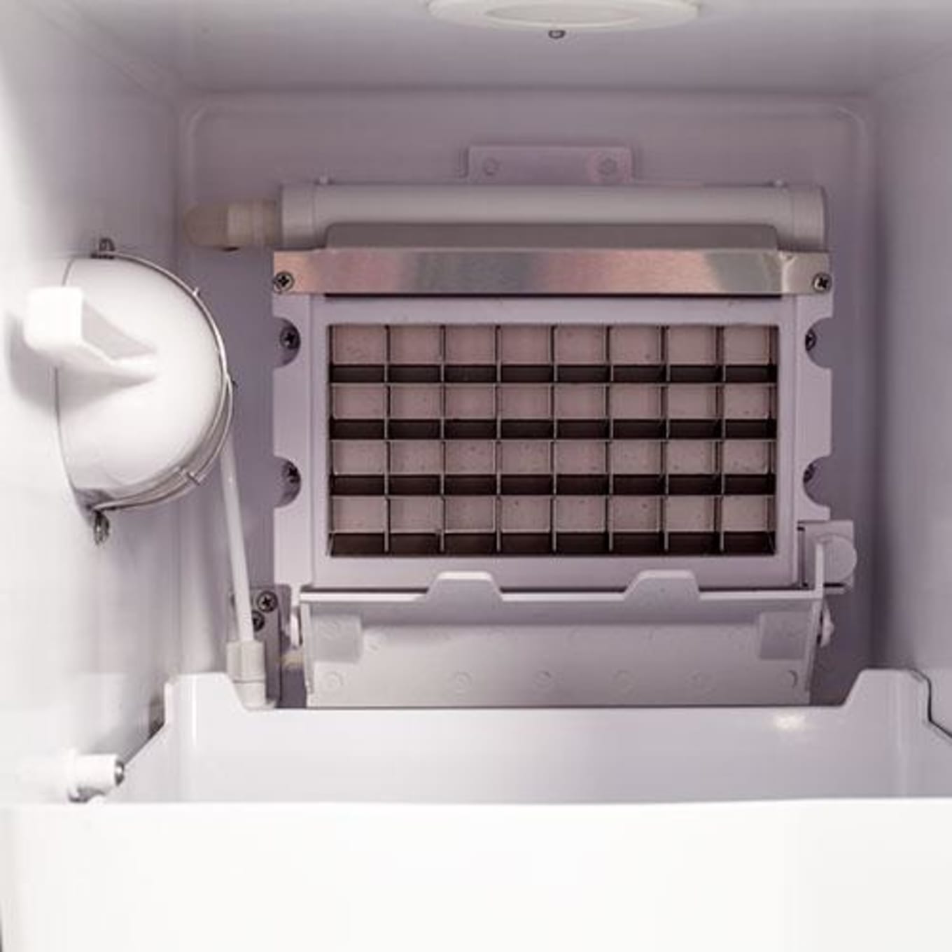 Edgestar IB450SSP 15" Wide 25 Lbs. Capacity Stainless Steel Ice Maker