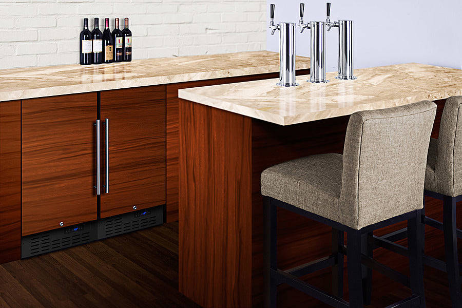 Summit - 18 Drain-Free Ice Maker, 8 lbs. Capacity, Panel-Ready Door (BIM18IF)