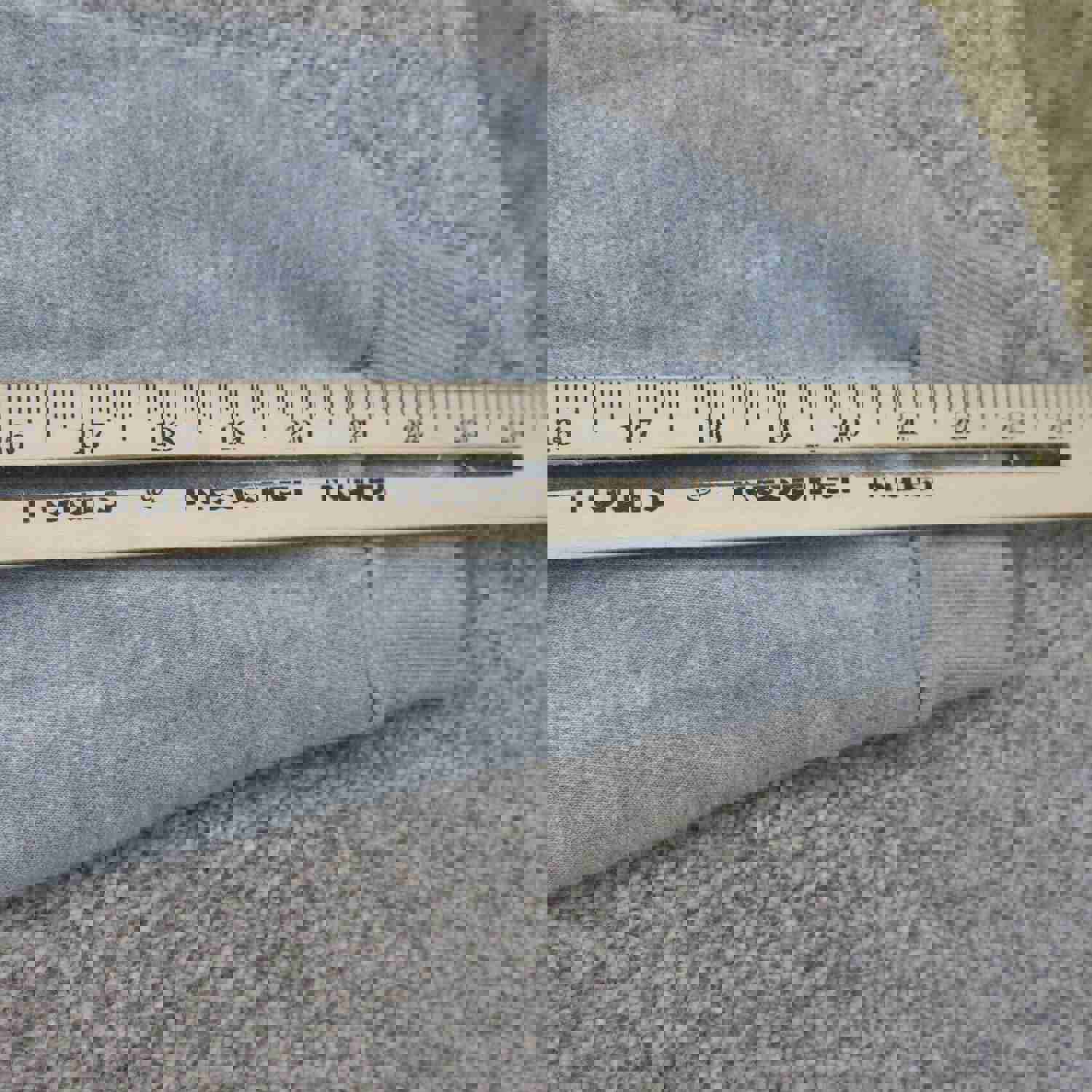 Under Armour Men's Pullover Hoodie - Ribbed Cuff & Hem, Pockets, Logo, Gray, Size Large