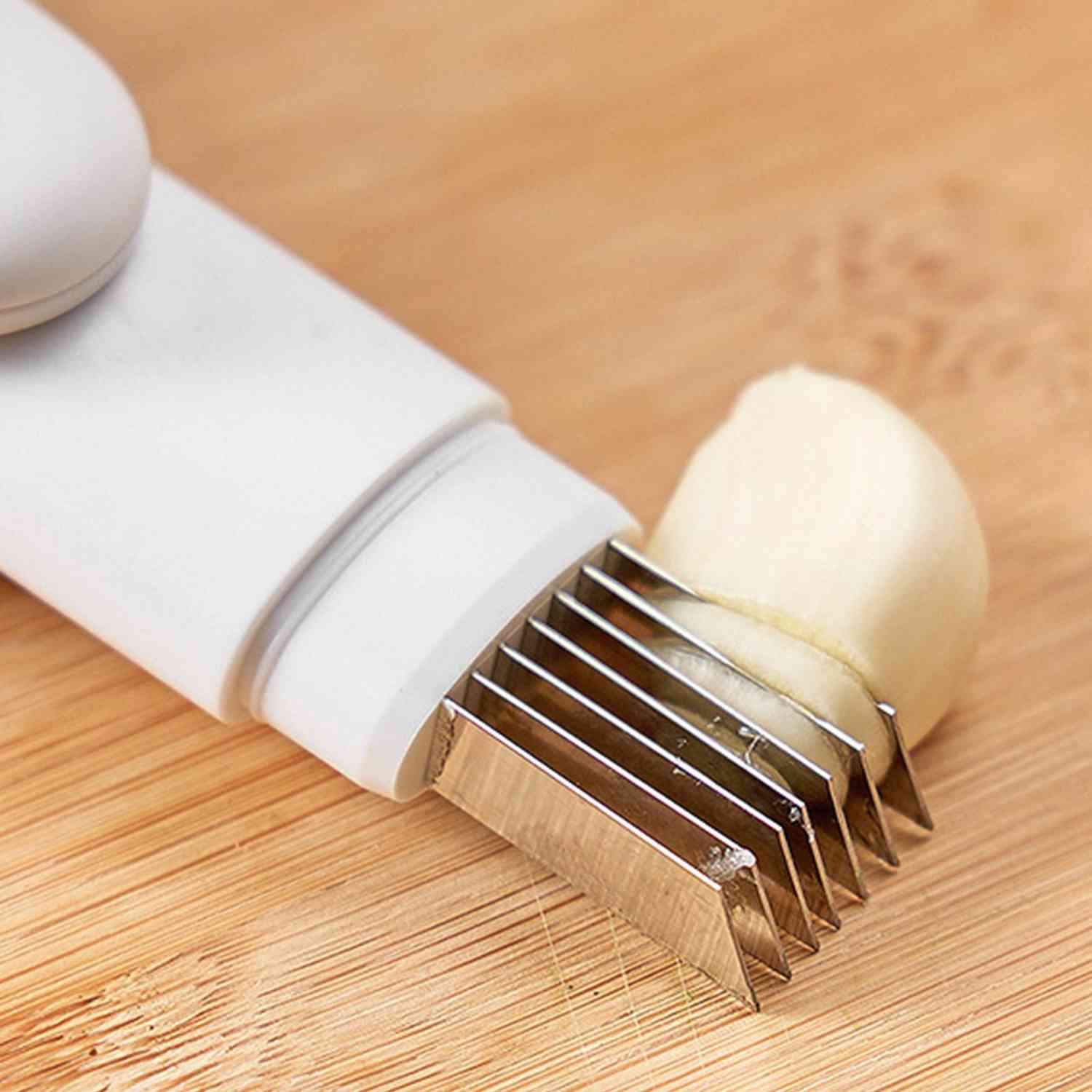 360 Rotating Stainless Steel Peeler - 3 in 1 Multifunctional Kitchen Tool