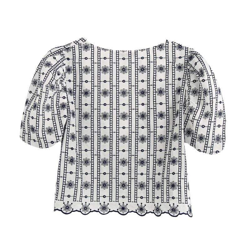 Fashion Matching Embroidery Cropped Top