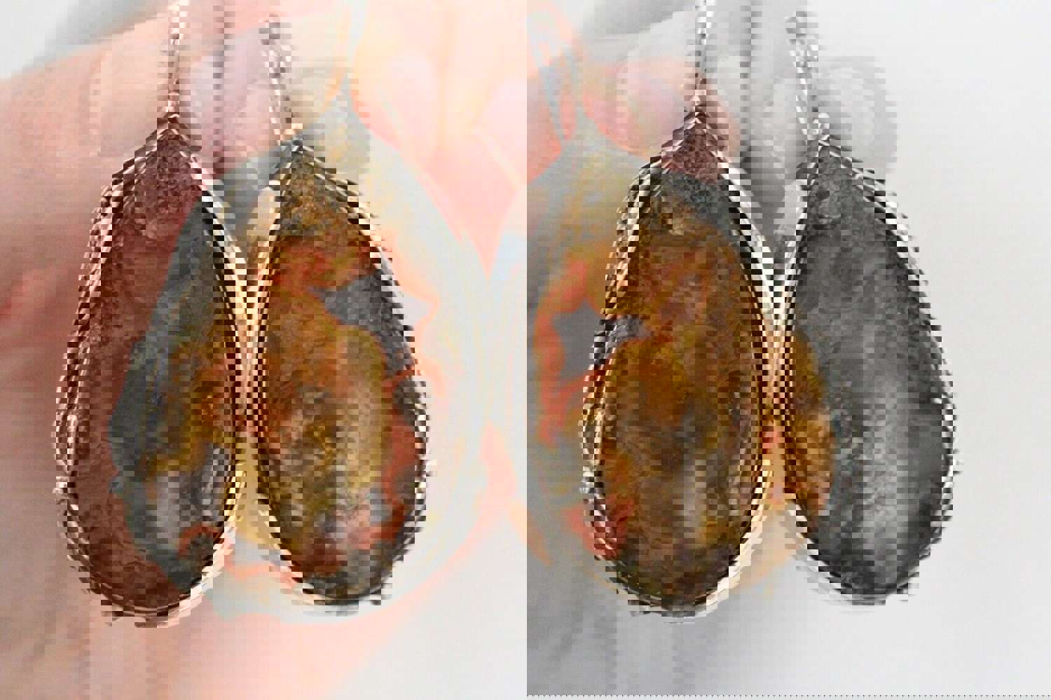 Sterling Silver 925 Women's Jewelry Set with Crazy Lace Agate (Ring, Earrings, Pendant)