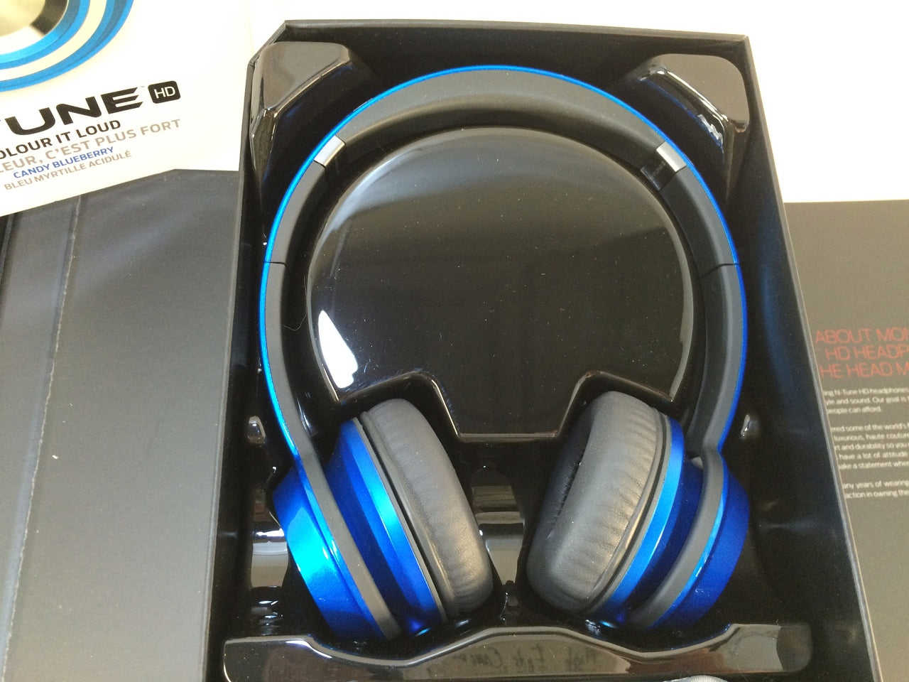 Monster 128521-00 NTune On-Ear Headphones in Candy Blue