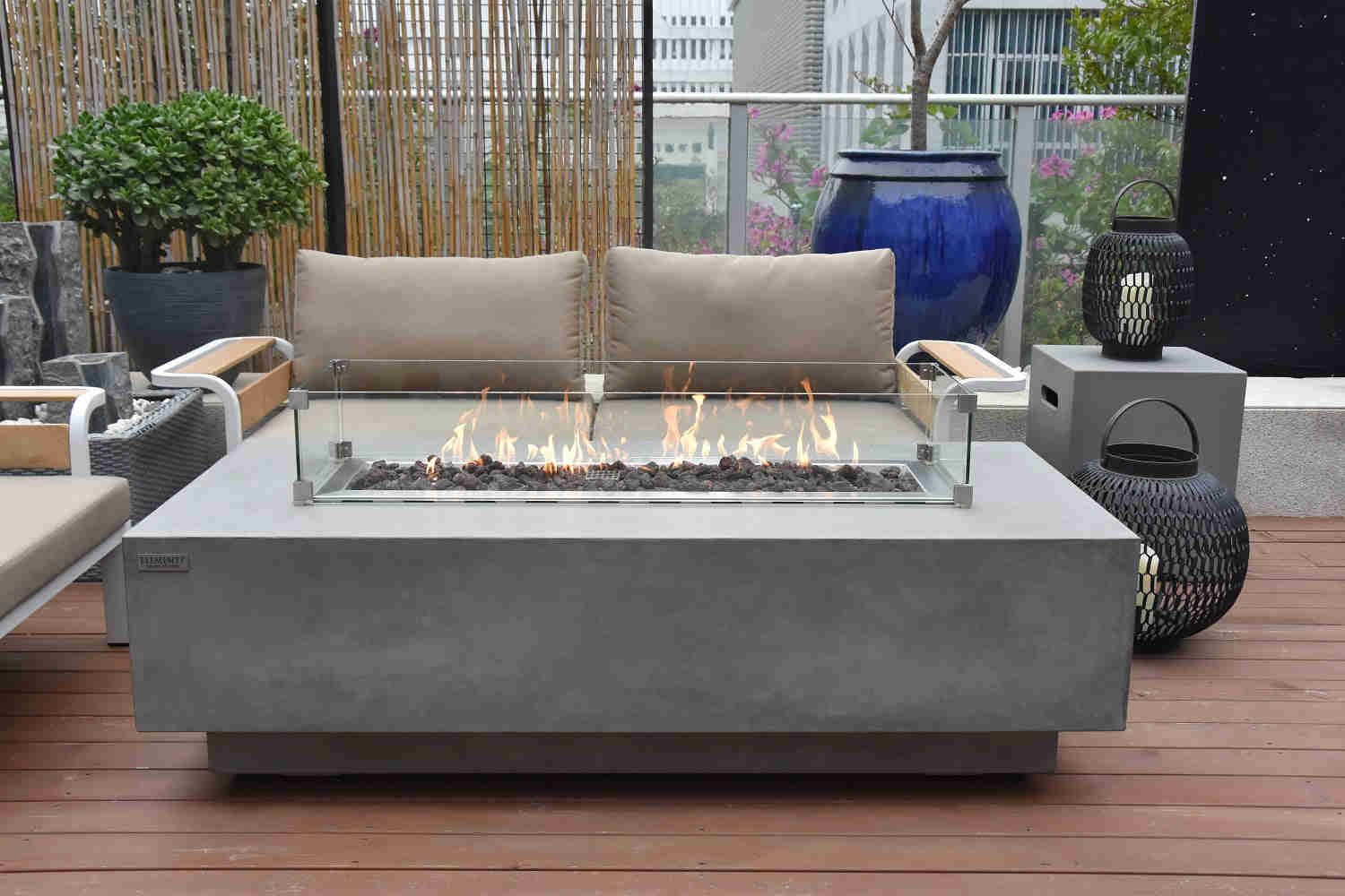 Granville Outdoor Fire Pit Table with Cover and Lava Rocks