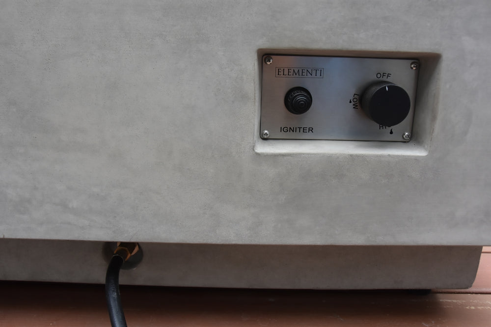 Granville Outdoor Fire Pit Table with Cover and Lava Rocks