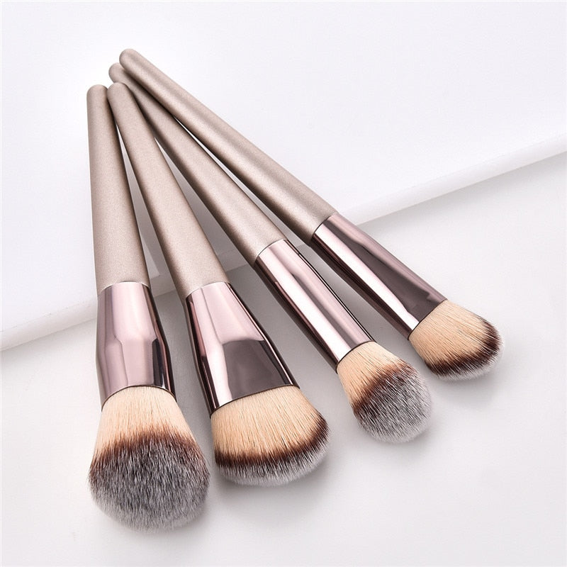 10pcs/set Champagne Makeup Brushes Set for Cosmetic Foundation Powder Blush Eyeshadow Kabuki Blending