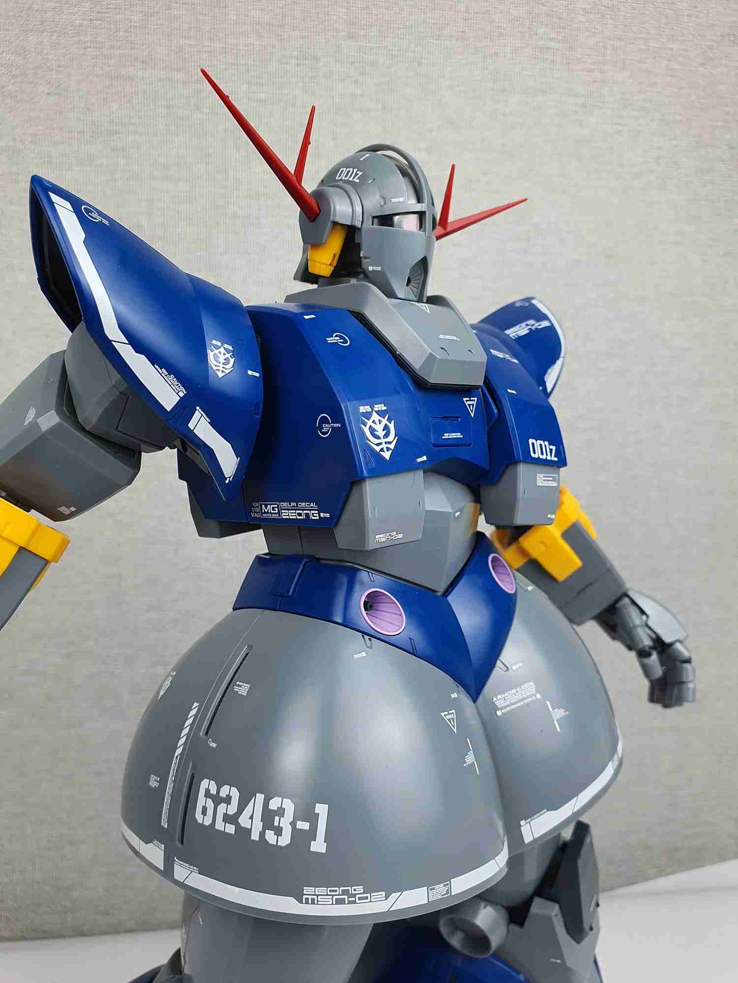 Delpi Decal - MG PERFECT ZEONG GOLD HOLO WATER DECAL