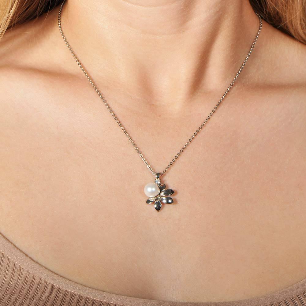 Pearl Blooming Naupaka Pendant - 925 Sterling Silver with Pearl & Topaz