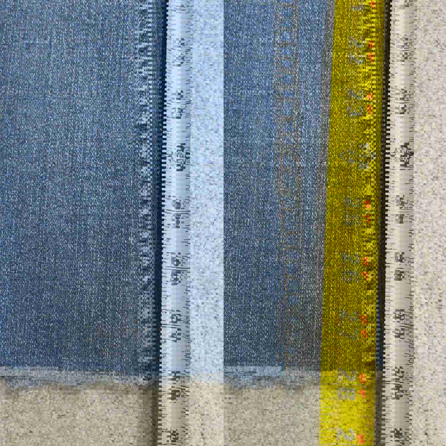 Levis Women's Blue Low Rise Bootcut Jeans Size 27