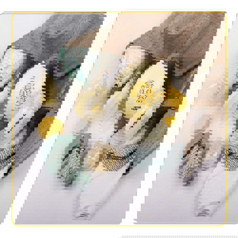 Medela Swing Single Electric Breast Pump - Compact, Lightweight with 2-Phase Expression Technology