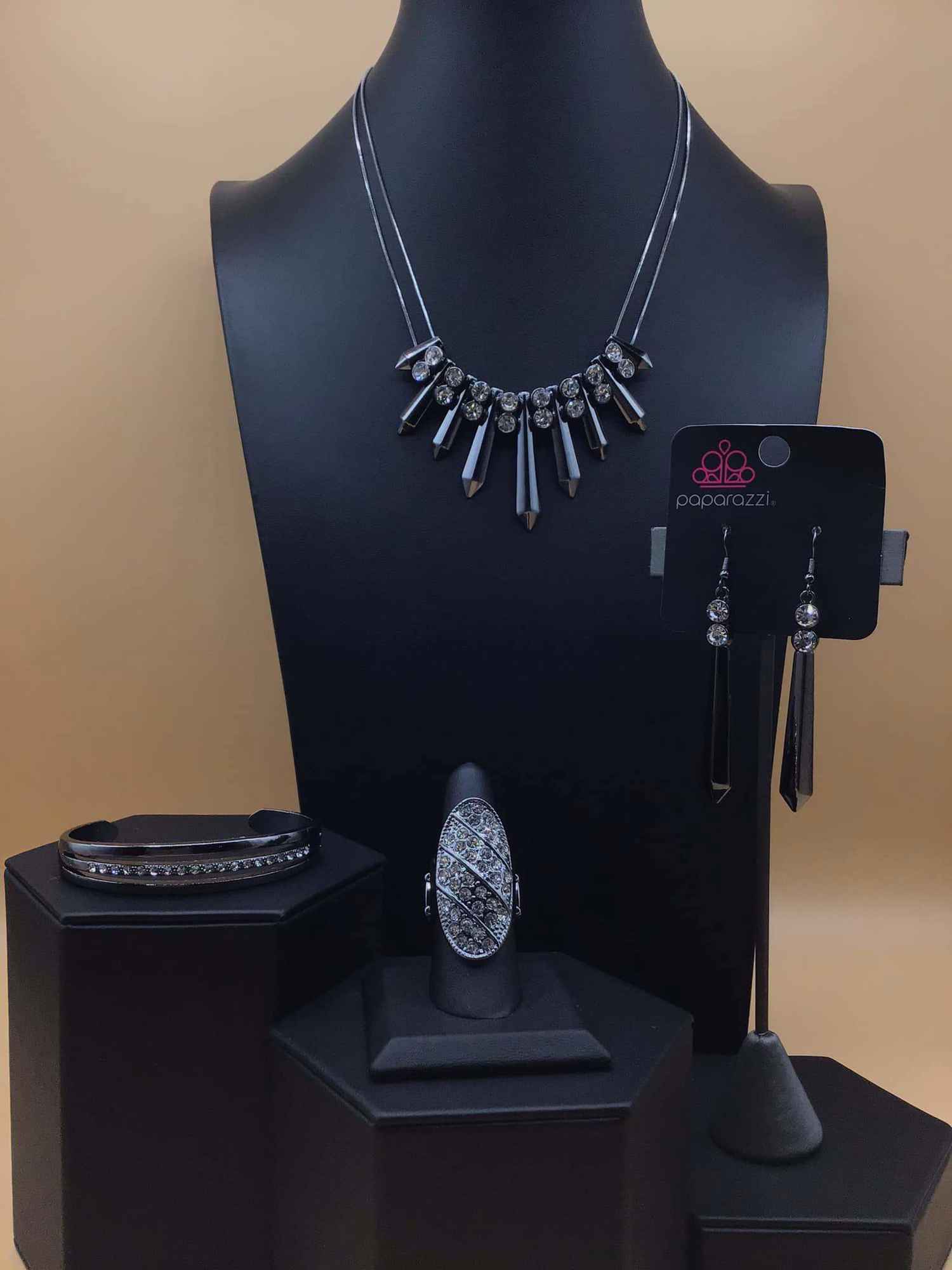 Paparazzi Fashion Fix Magnificent Musings Complete Trend Blend - May 2021