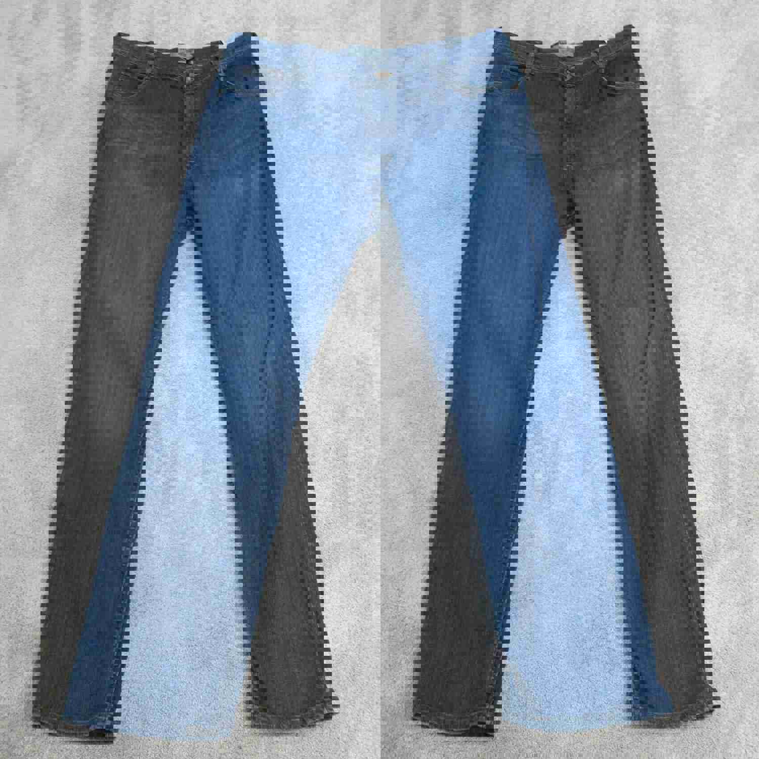 Wrangler Men's Blue Denim Straight Leg Jeans 40X32 - Lightweight & Mid Rise