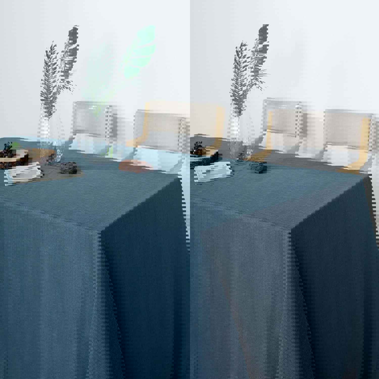 Blue Seamless Rectangular Tablecloth - Linen Look, Wrinkle Resistant (90x132)