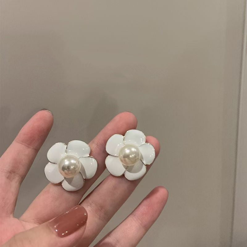 French Vintage Metal Matte Colorful Heart Stud Earrings - Trendy Women's Fashion Jewelry