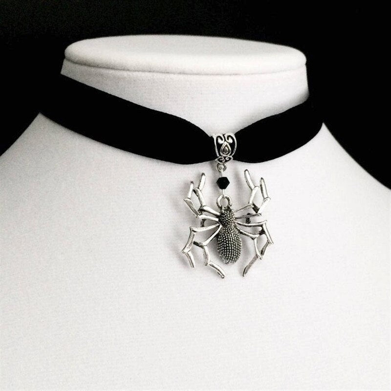 Gothic Spider Choker Black Velvet Necklace - Victorian Punk Statement Jewelry for Women