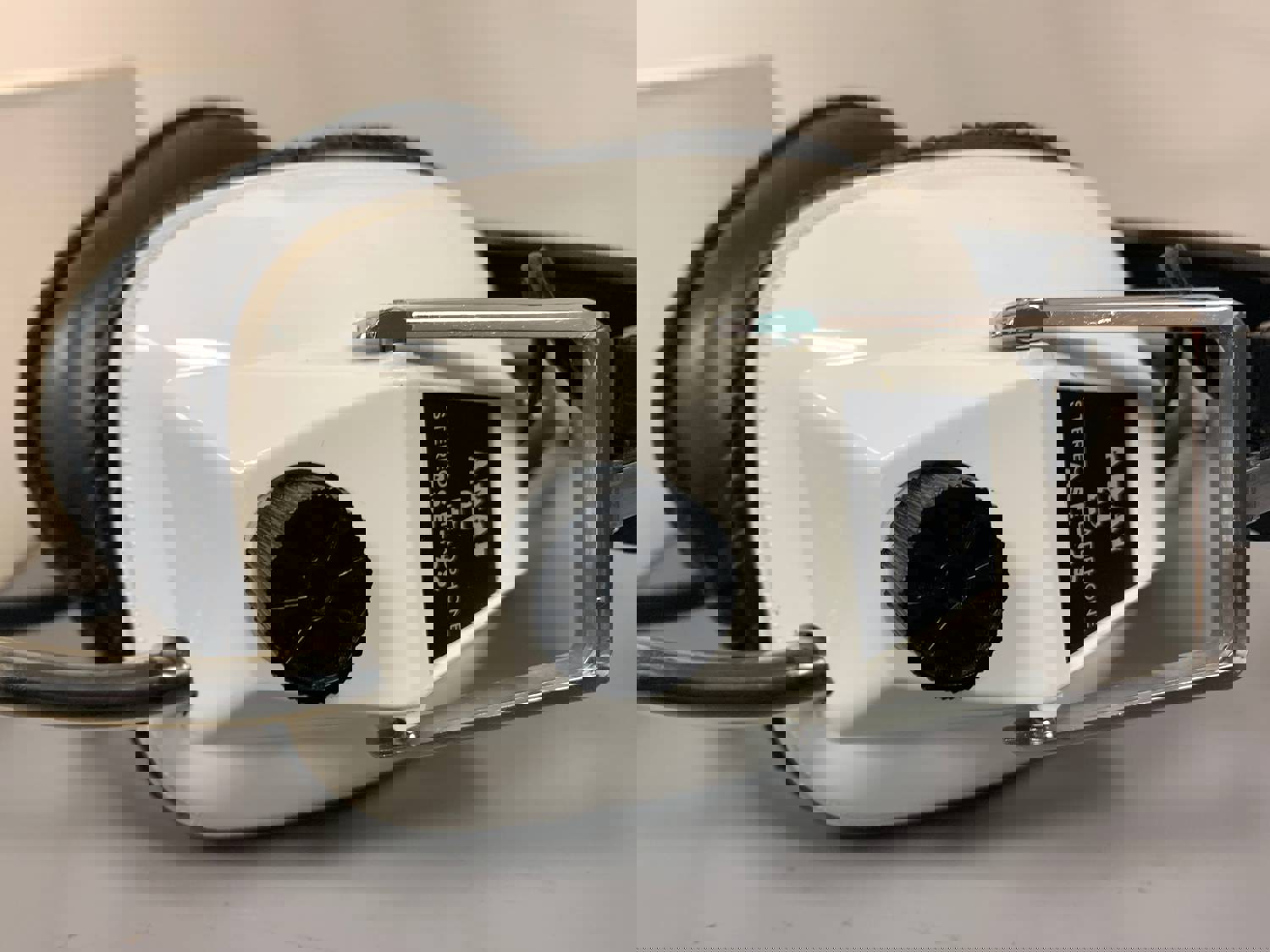 Akai ASE-9S Premium Headphones