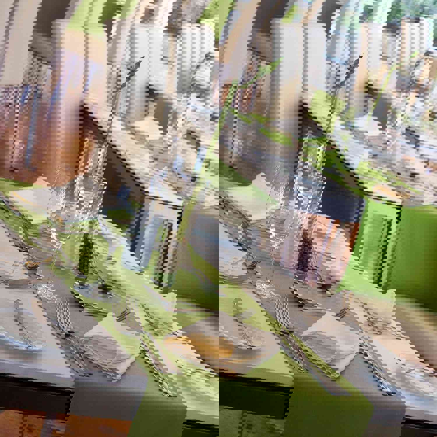 Havana Table Runner Set of 4 - Premium Quality with Easy Care