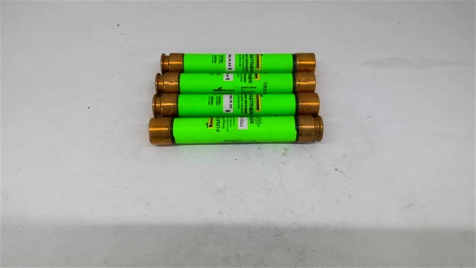 Bussman Fusetron FRS-R-20 Amp 600 Volt Energy Efficient Dual-Element Time-Delay Fuse