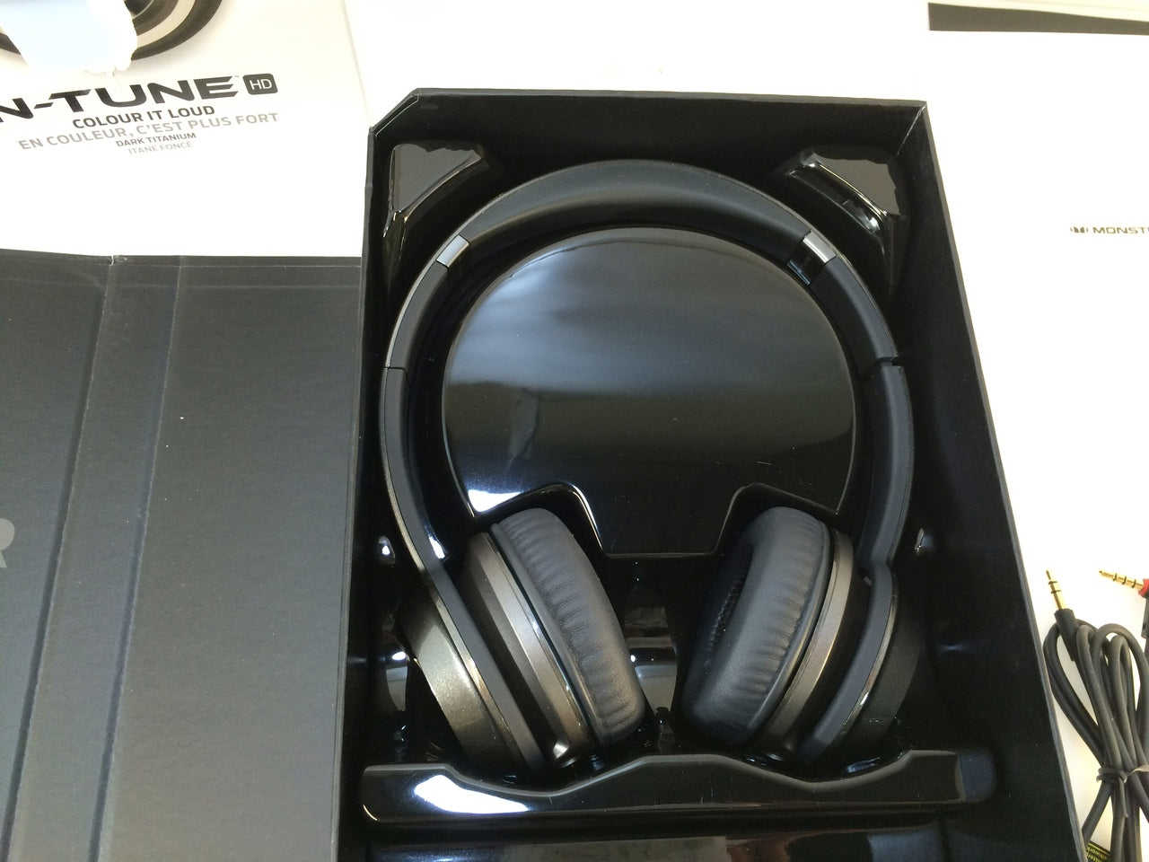 Monster 128579-00 NTune On-Ear Headphones, Pearl Grey
