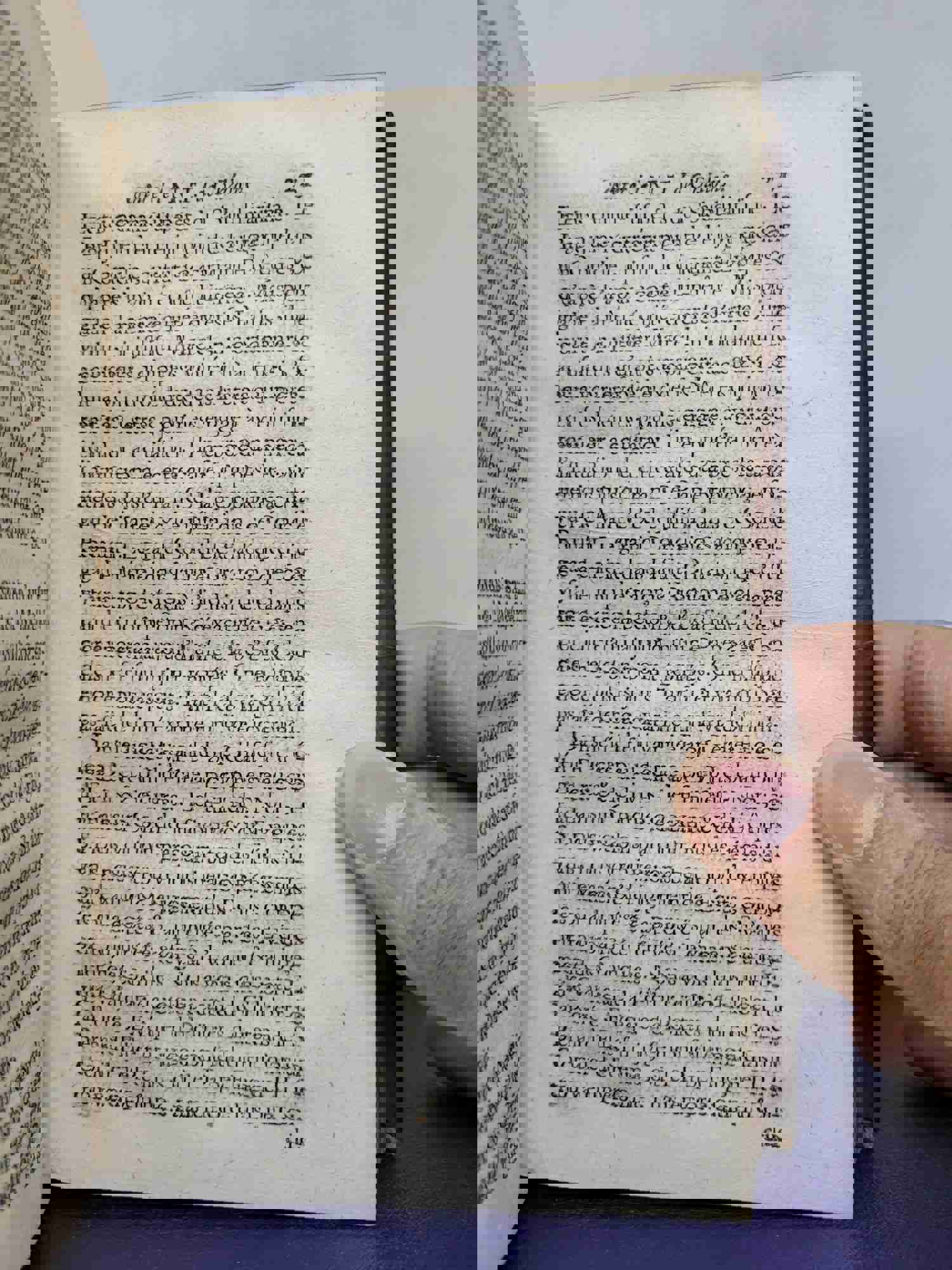 Entretiens sur le decret de Rome; Bound with; LIntrigue decouverte, ou Reflexions sur la lettre de M. labbe Bochart de Saron a M. leveque de Clermont, & sur un modele de lettre au Roi, 1717/1711