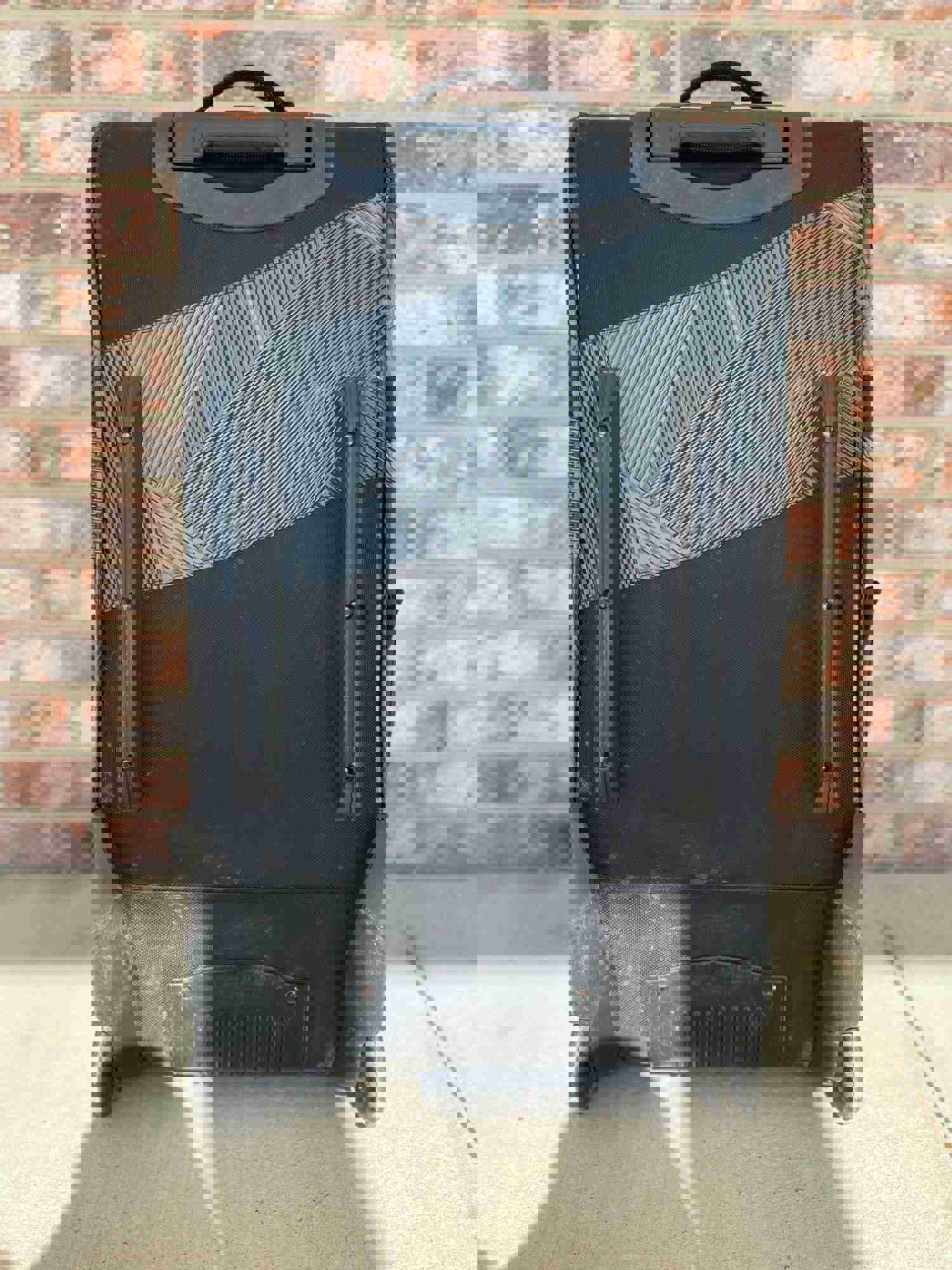 Used Dye Explorer Roller Gear Bag - Black/Grey