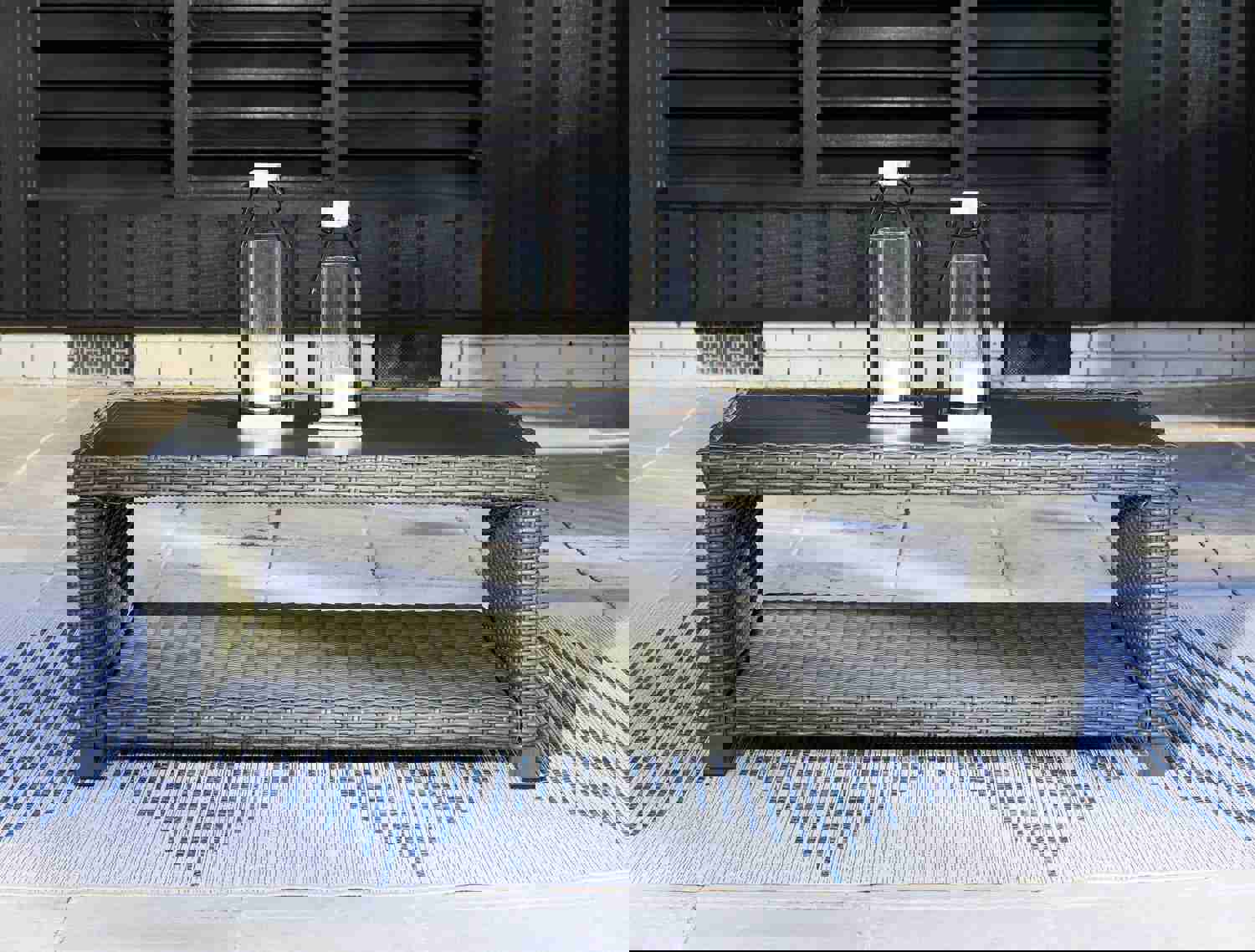 Elite Park Rectangular Cocktail Table