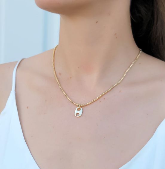 Carly Necklace - Cable Chain with Mariner Link