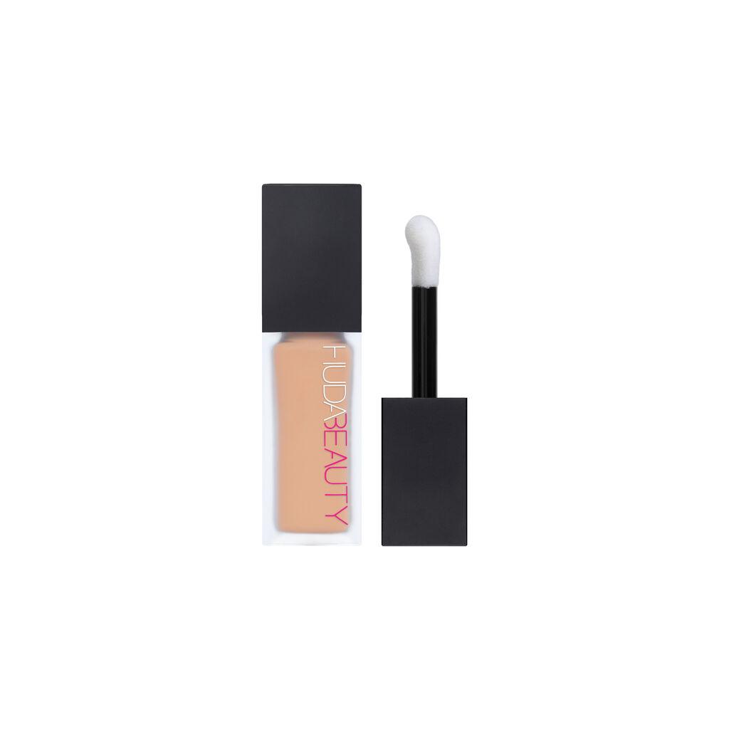 HUDA BEAUTY #FAUXFILTER LUMINOUS MATTE BUILDABLE COVERAGE CREASE PROOF CONCEALER (VANILLA SWIRL)