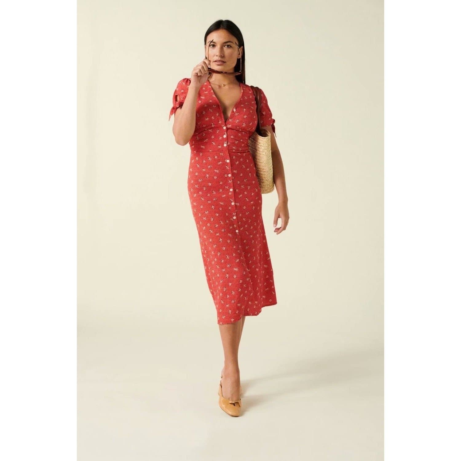Fashion Chic Floral Dress - Vintage A-Line Polyester Dress with V-Neck