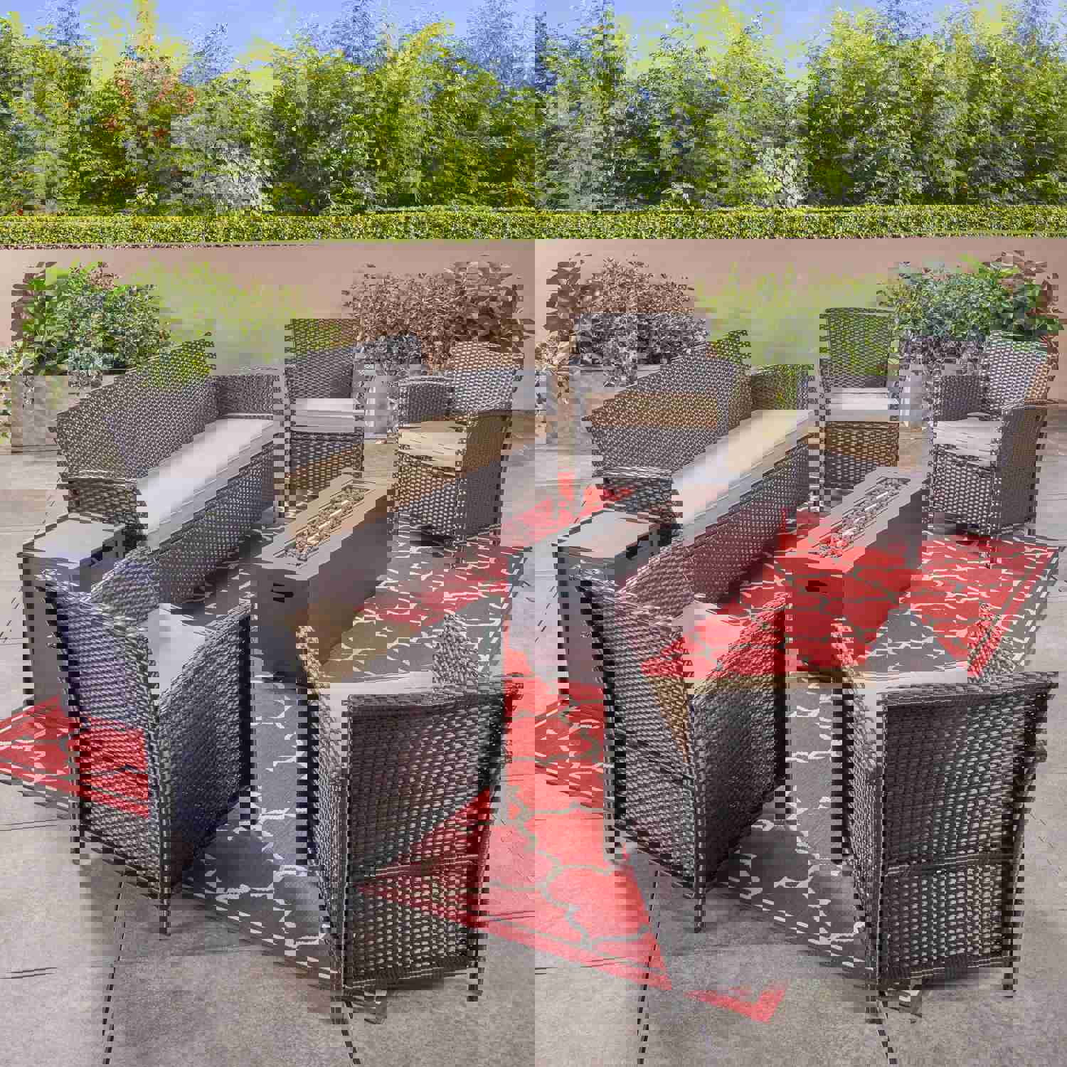 Outdoor 4-Seater Wicker Chat Set with Fire Pit - NH034503