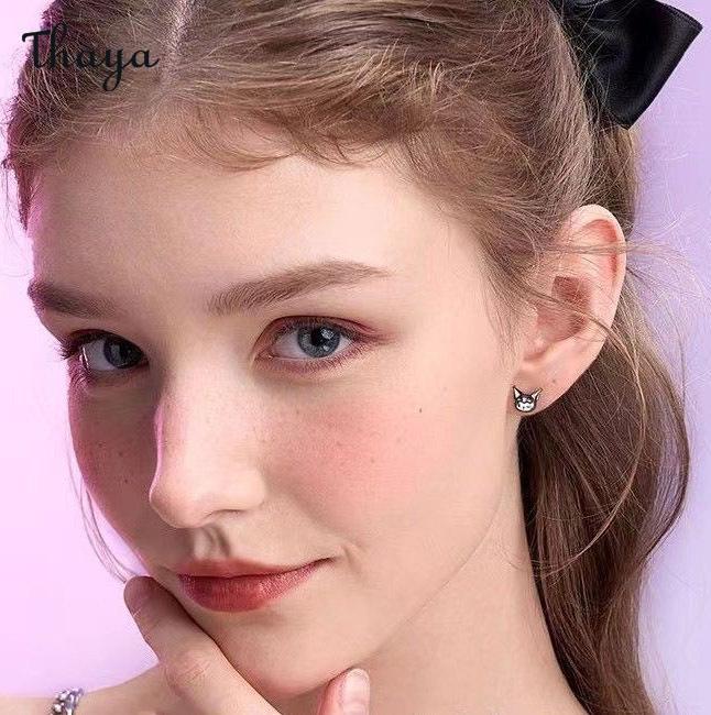 Thaya Cartoon Bow Cherry Black Earrings