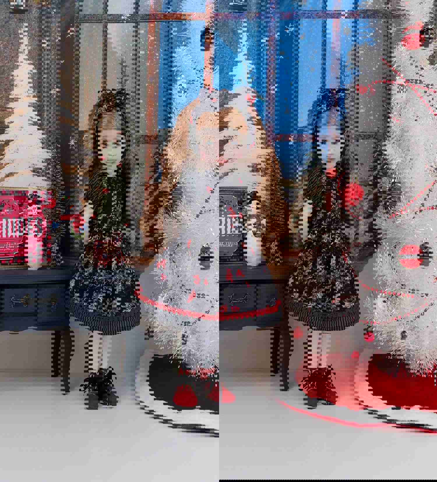 Midnight Holly - Dress and Boots for Ruby Red Fashion Friends Doll