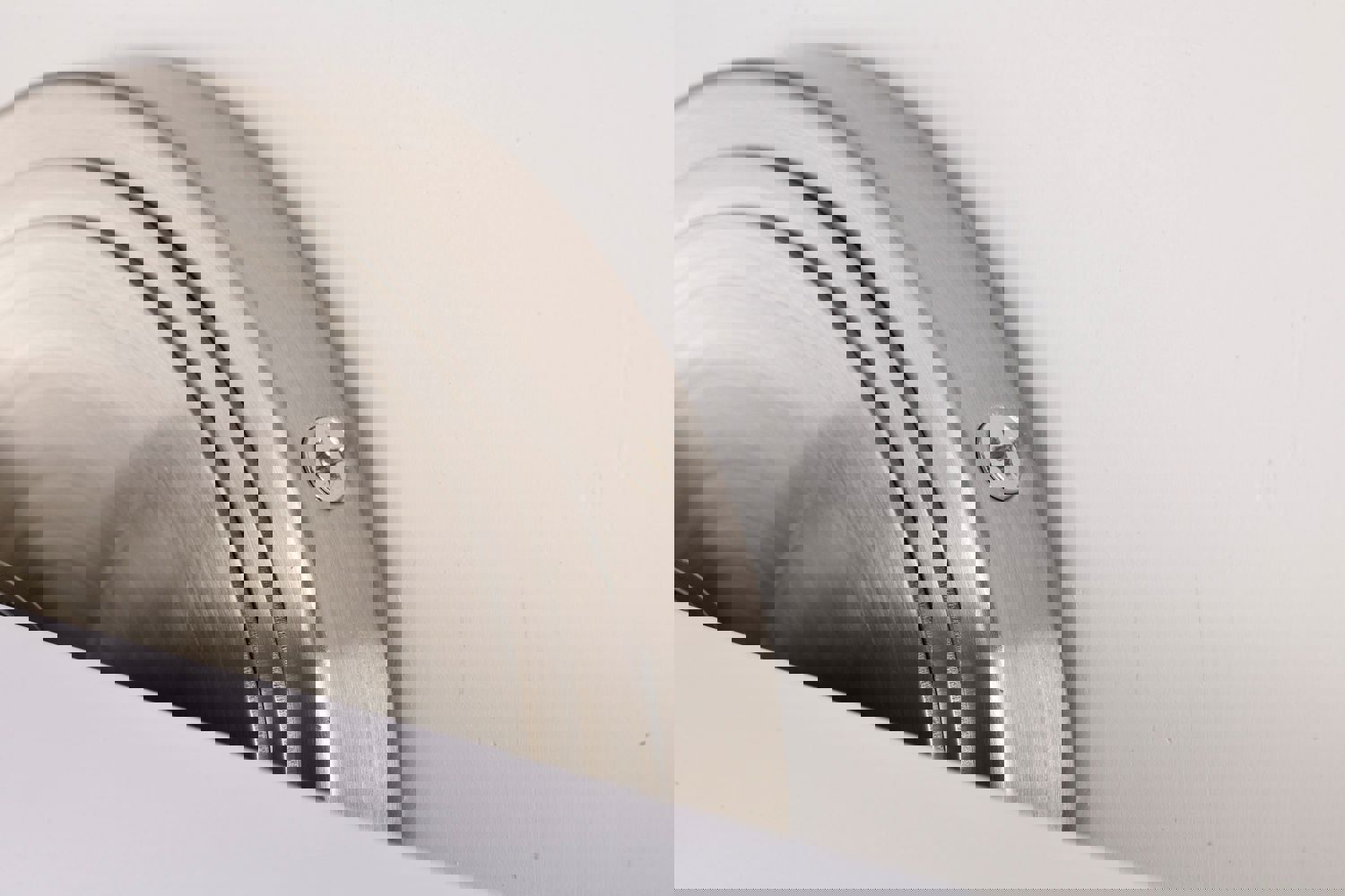 SATCO/NUVO Kagen Small Vanity LED Light with Brushed Nickel Finish and White Acrylic Lens