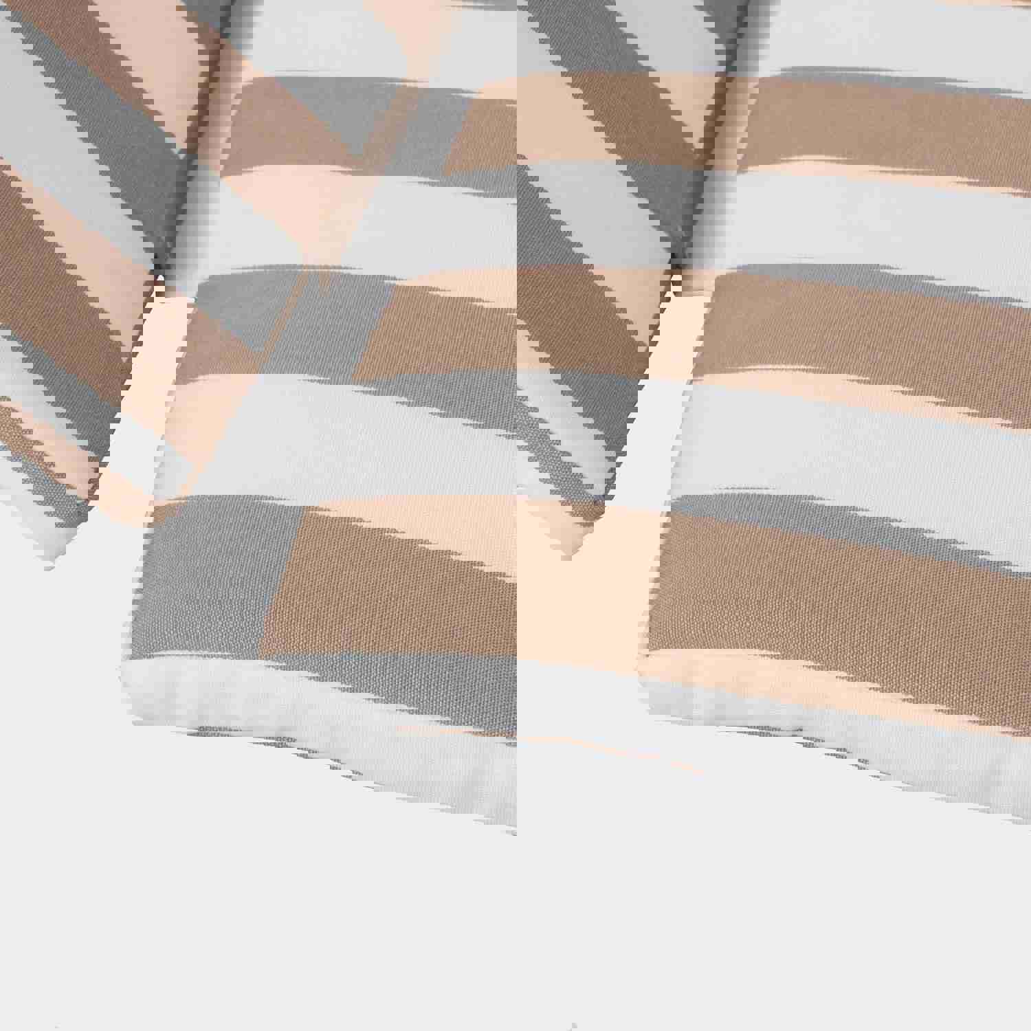 Lakeport 3pc Outdoor Brown Wicker Chaise Lounge Chair & Table Set