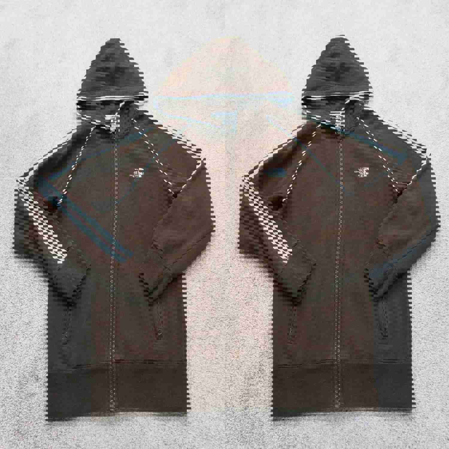 The North Face Women's Full Zip Hoodie with Pockets - Brown, Size Large